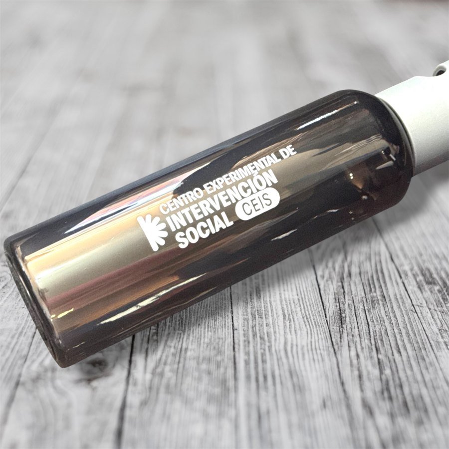 Botella Madagascar personalizado para Universidad Academia