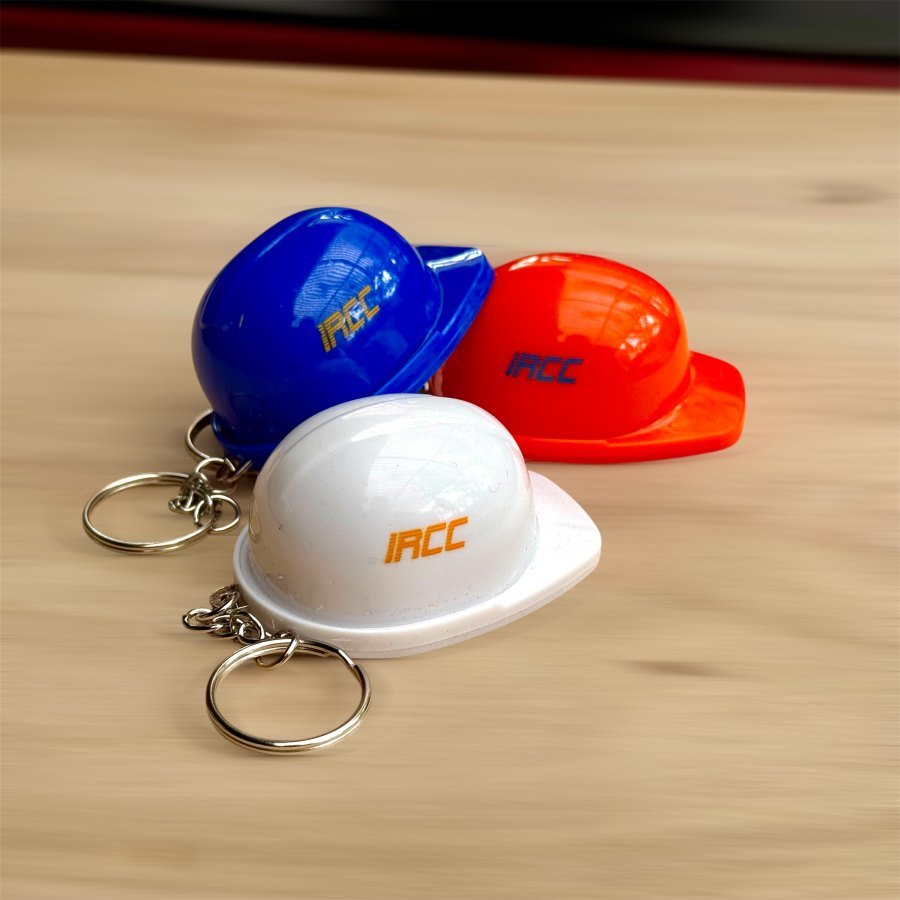 Llavero-Casco-Destapador personalizado para Inversiones Rio Calle-Calle