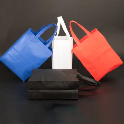 Bolsa TNT reutilizable "SAUL" con costuras termoselladas, asas 38 x 2.5 cm. - Regalos Corporativos