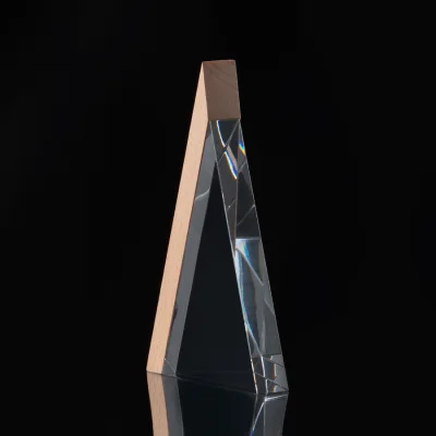 Trofeo Galvano de Madera y Cristal "Triangle" - Regalos Corporativos