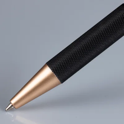 Bolígrafo de aluminio negro "STRONG", con terminales encobrizados. - Regalos Corporativos